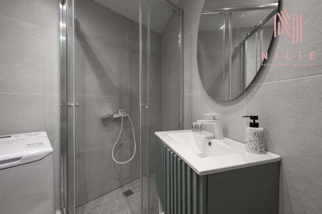 Апартаменты V1, Nilie Hospitality Mgmt Салоники Экстерьер фото